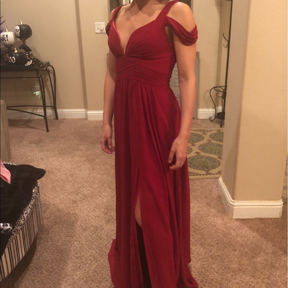 Red Lulus maxi dress